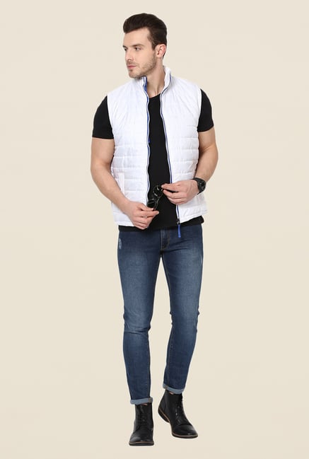 Yepme Julius White Sleeveless Jacket Yepme Julius White Sleeveless Jacket