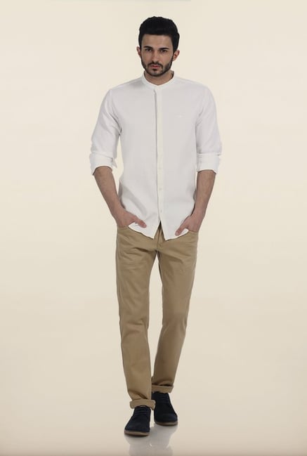 Basics Snow White Birds Eye Dobby Slim Fit Shirt Basics Snow White Birds Eye Dobby Slim Fit Shirt