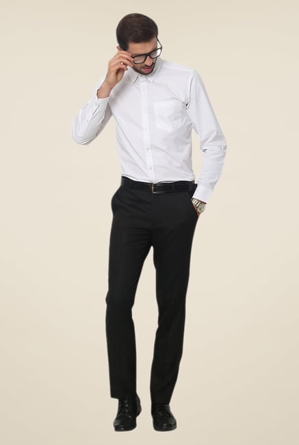 Yepme White Hanfred Premium Solid Shirt Yepme White Hanfred Premium Solid Shirt