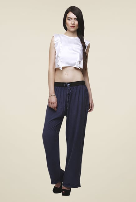 Yepme White Lorri Crop Top Yepme White Lorri Crop Top