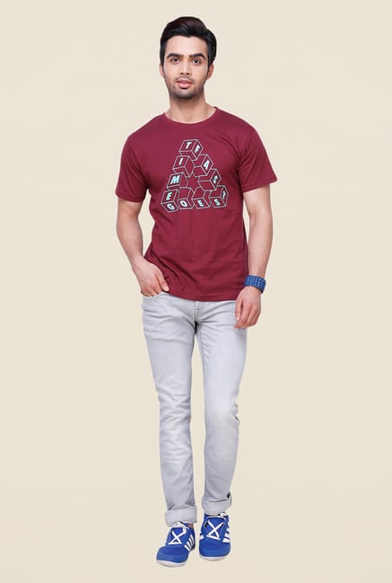 Yepme Maroon Time Goes Fast T Shirt Yepme Maroon Time Goes Fast T Shirt