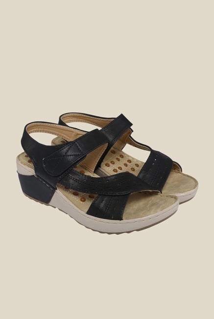 Cocoon Black Back Strap Wedges Cocoon Black Back Strap Wedges