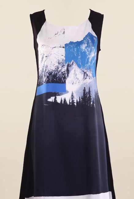 W Navy Printed Kurta W Navy Printed Kurta