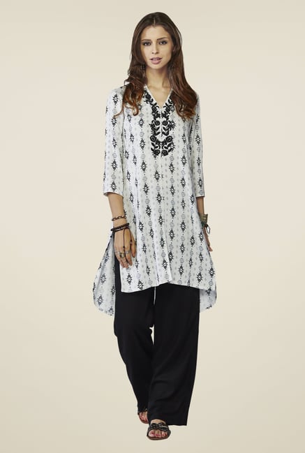 Global Desi Off-white Printed Kurta Global Desi Off-white Printed Kurta
