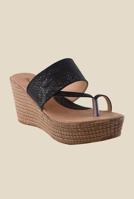 Bruno Manetti Black Toe Ring Wedges Bruno Manetti Black Toe Ring Wedges