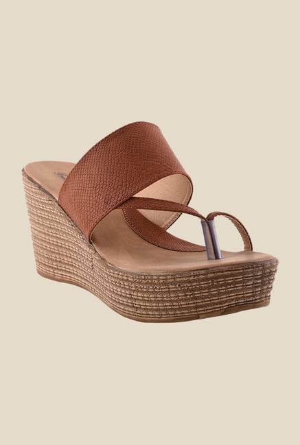 Bruno Manetti Tan Toe Ring Wedges Bruno Manetti Tan Toe Ring Wedges