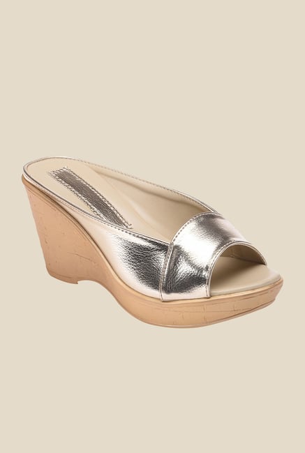 Bruno Manetti Golden Wedge Heeled Sandals Bruno Manetti Golden Wedge Heeled Sandals
