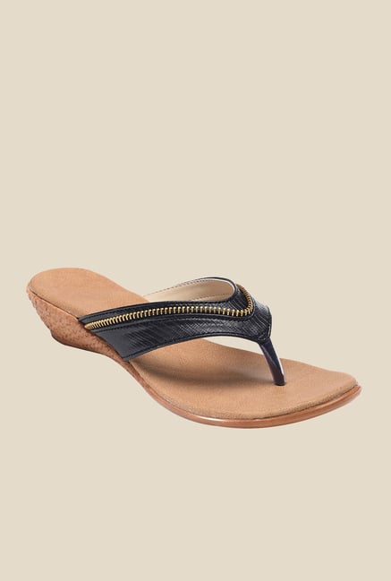 Bruno Manetti Black Thong Sandals Bruno Manetti Black Thong Sandals