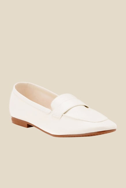 Bruno Manetti White Casual Loafers Bruno Manetti White Casual Loafers