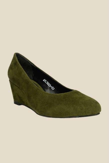 Bruno Manetti Olive Wedge Heeled Pumps Bruno Manetti Olive Wedge Heeled Pumps