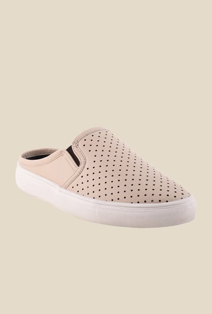 Bruno Manetti Beige & White Mules Bruno Manetti Beige & White Mules
