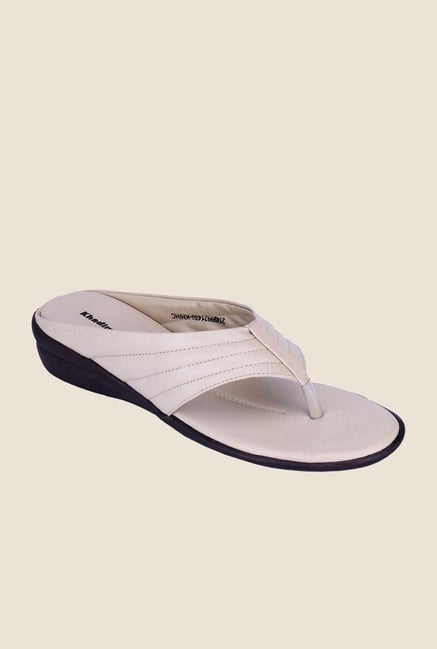 Khadim's White Wedge Heeled Sandals Khadim's White Wedge Heeled Sandals
