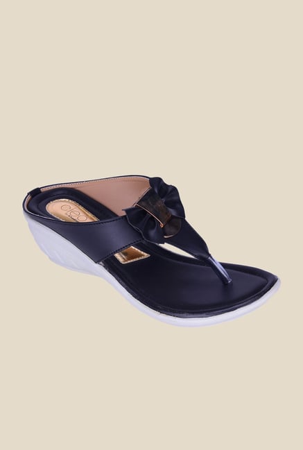 Khadim's Cleo Black Thong Sandals Khadim's Cleo Black Thong Sandals