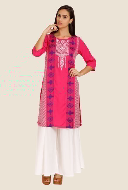 Aurelia Pink Embroidered Kurta Aurelia Pink Embroidered Kurta