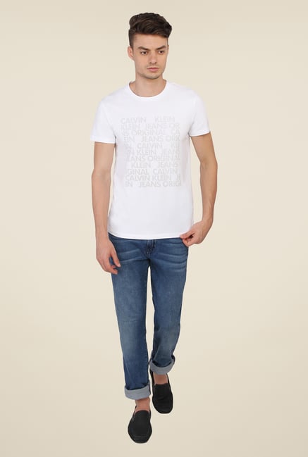 Calvin Klein White Graphic Print T-Shirt Calvin Klein White Graphic Print T-Shirt