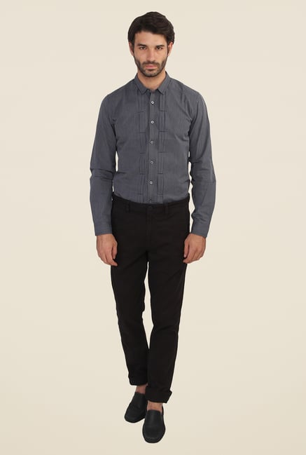 Calvin Klein Black Solid Mid rise Chinos Calvin Klein Black Solid Mid rise Chinos