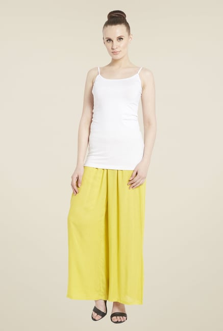 Globus White Solid Cami Top Globus White Solid Cami Top