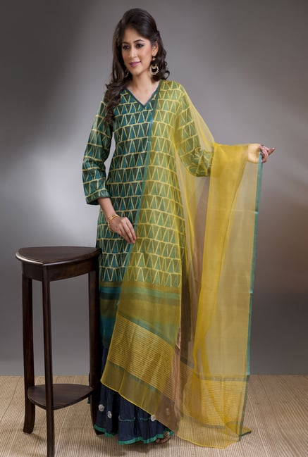 Fabindia Yellow Silk Organza Woven Handloom Kanni Dupatta Fabindia Yellow Silk Organza Woven Handloom Kanni Dupatta