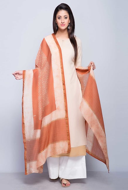 Fabindia Rust Chanderi Printed Batik Challa Dupatta Fabindia Rust Chanderi Printed Batik Challa Dupatta