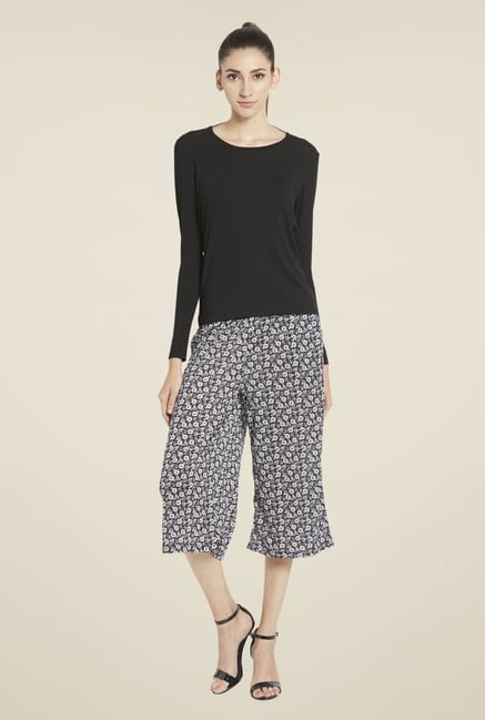 Globus Black Solid Top Globus Black Solid Top
