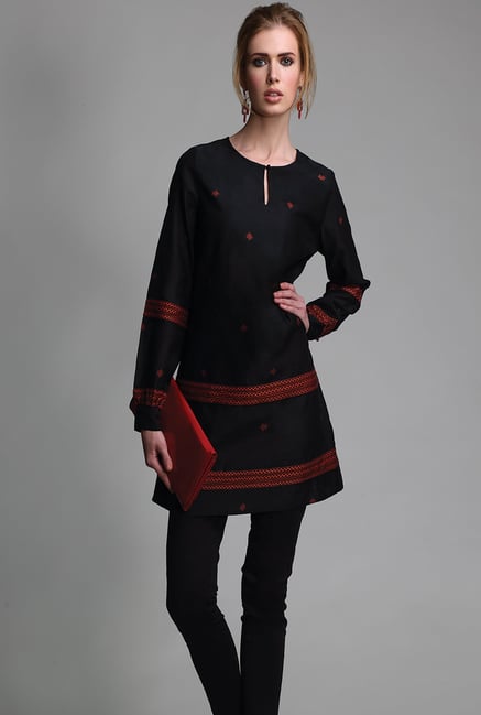 Fabindia Black Embroidered Kurti Fabindia Black Embroidered Kurti