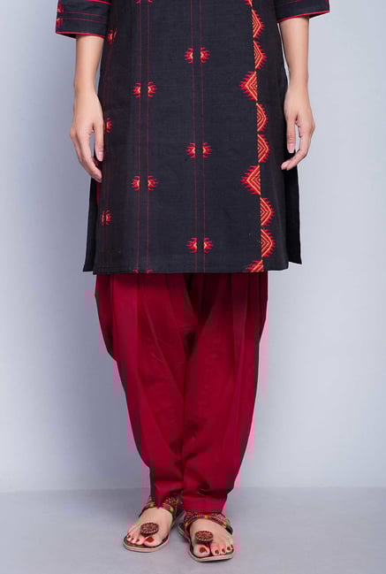 Fabindia Maroon Solid Patiala Fabindia Maroon Solid Patiala