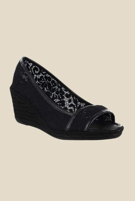 Nine West Black Peeptoe Wedges Nine West Black Peeptoe Wedges