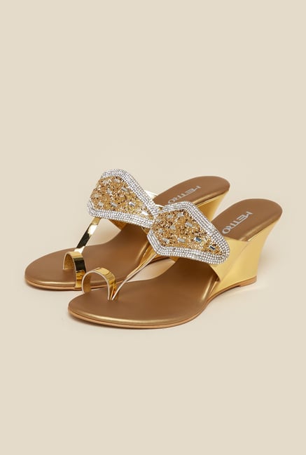 Metro Gold Toe Ring Wedge Sandal Metro Gold Toe Ring Wedge Sandal