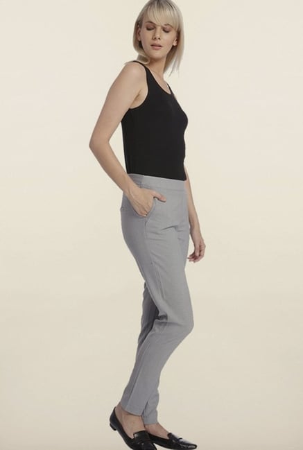 Vero Moda Light Grey Solid Pants Vero Moda Light Grey Solid Pants