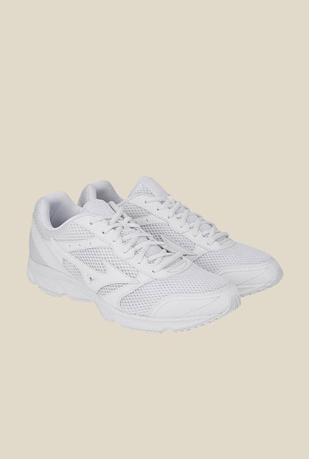 Mizuno Maximizer 18 White Running Shoes Mizuno Maximizer 18 White Running Shoes