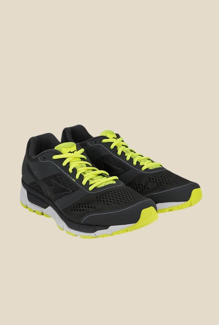 Mizuno Synchro MX Black & Green Running Shoes Mizuno Synchro MX Black & Green Running Shoes