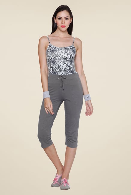 Sweet Dreams Grey Mid Rise Solid Capris Sweet Dreams Grey Mid Rise Solid Capris