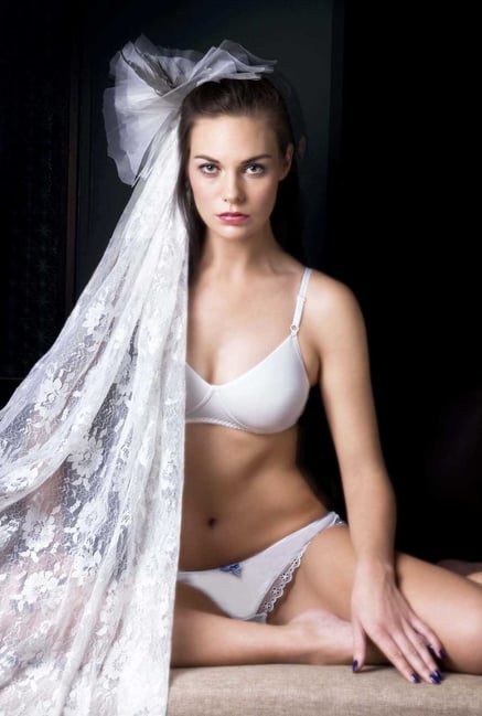 Bwitch White Seamless Bra Bwitch White Seamless Bra