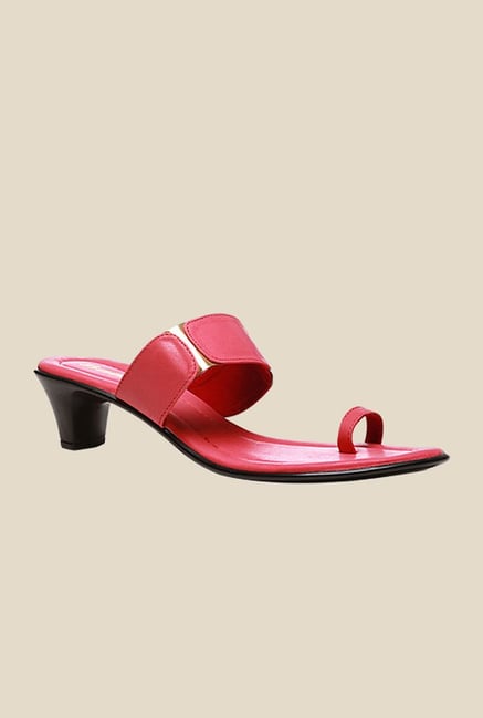 Bata Alma Pink Toe Ring Sandals Bata Alma Pink Toe Ring Sandals