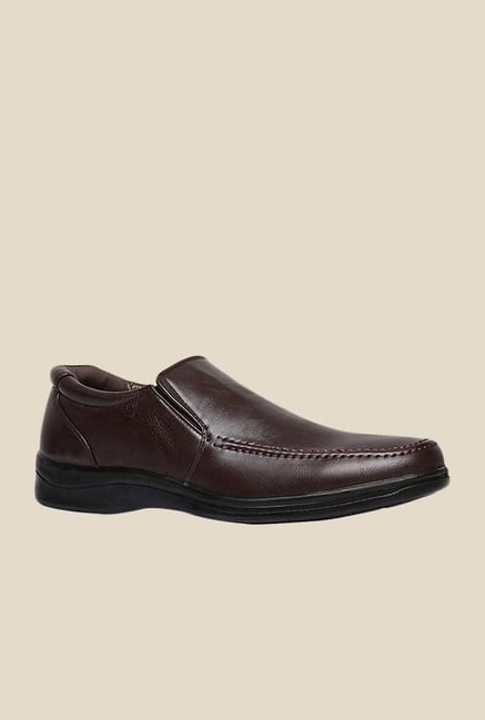 Bata Qihan Brown Slip-Ons Bata Qihan Brown Slip-Ons