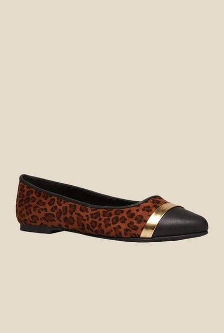 Bata Nicole Brown & Black Flat Ballets Bata Nicole Brown & Black Flat Ballets