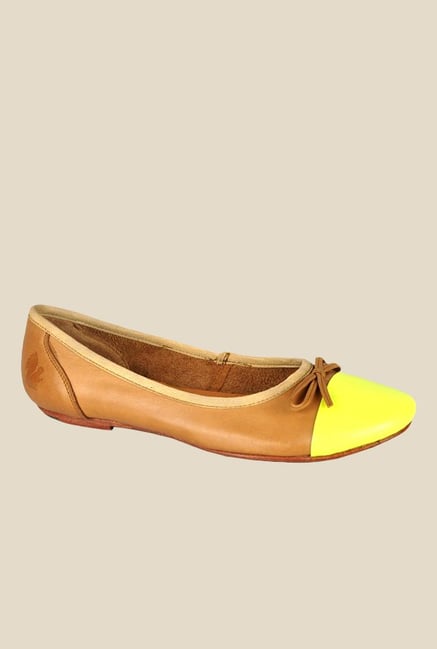 Salt 'n' Pepper Annie Almond & Lime Flat Ballets Salt 'n' Pepper Annie Almond & Lime Flat Ballets