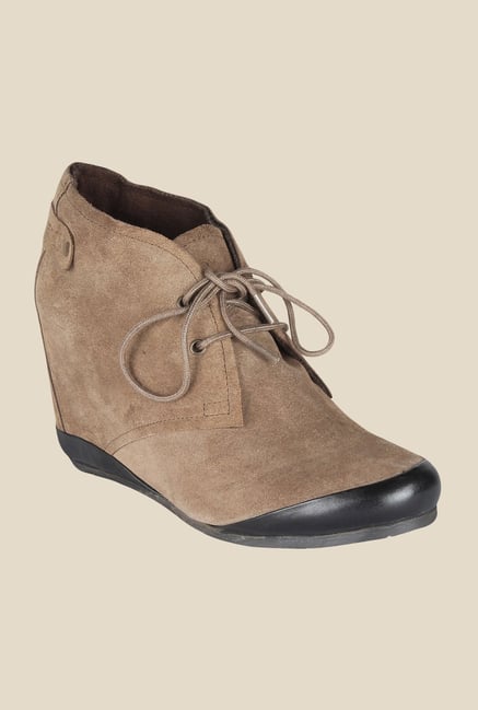 Salt 'n' Pepper Cynthia Taupe Chukka Boots Salt 'n' Pepper Cynthia Taupe Chukka Boots