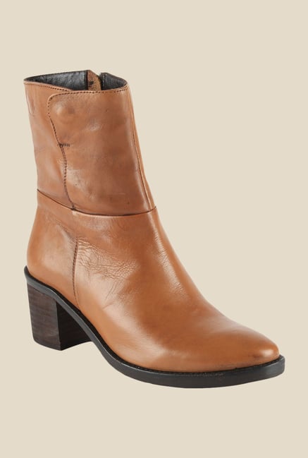 Salt 'n' Pepper Elle Almond Casual Boots Salt 'n' Pepper Elle Almond Casual Boots