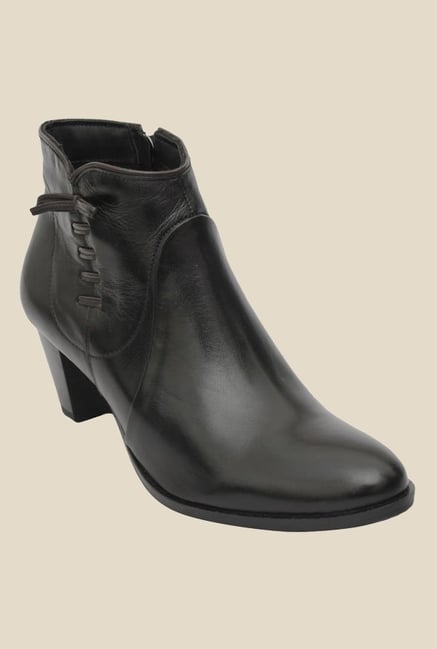 Salt 'n' Pepper Rosy Black Booties Salt 'n' Pepper Rosy Black Booties