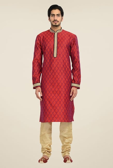 Manyavar Trendy Red & Beige Jacquard Kurta & Churidar Manyavar Trendy Red & Beige Jacquard Kurta & Churidar