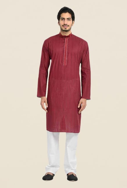 Manyavar Maroon Kurta & Pyjama Manyavar Maroon Kurta & Pyjama