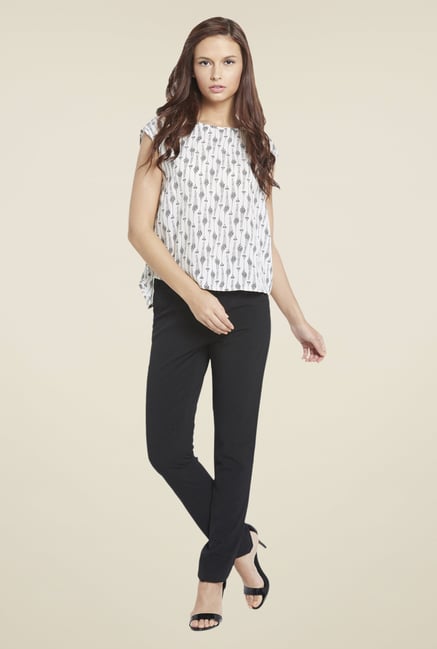 Globus White Printed Top Globus White Printed Top