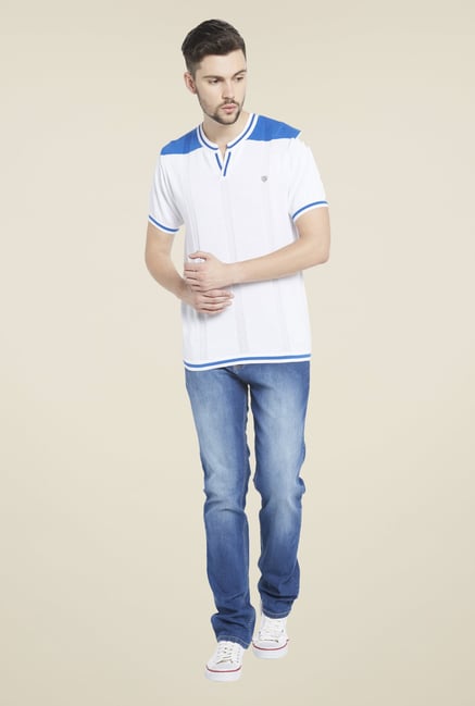 Globus White Round Neck T Shirt Globus White Round Neck T Shirt