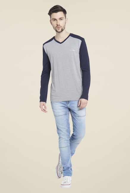Globus Grey V Neck T Shirt Globus Grey V Neck T Shirt