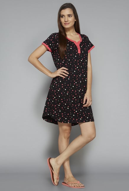 Intima by Westside Black Heart Print Nightdress Intima by Westside Black Heart Print Nightdress