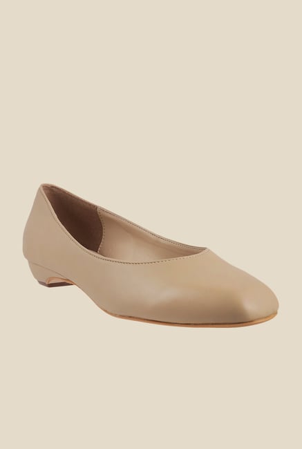Mochi Beige Wedge Heeled Pumps Mochi Beige Wedge Heeled Pumps