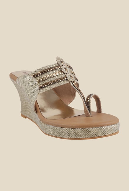 Mochi Golden Toe Ring Wedges Mochi Golden Toe Ring Wedges