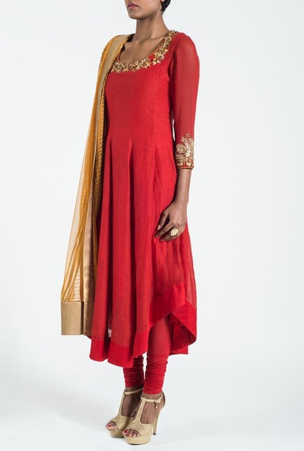 Satya Paul Tomato Red Embellished Chanderi Suit Set Satya Paul Tomato Red Embellished Chanderi Suit Set