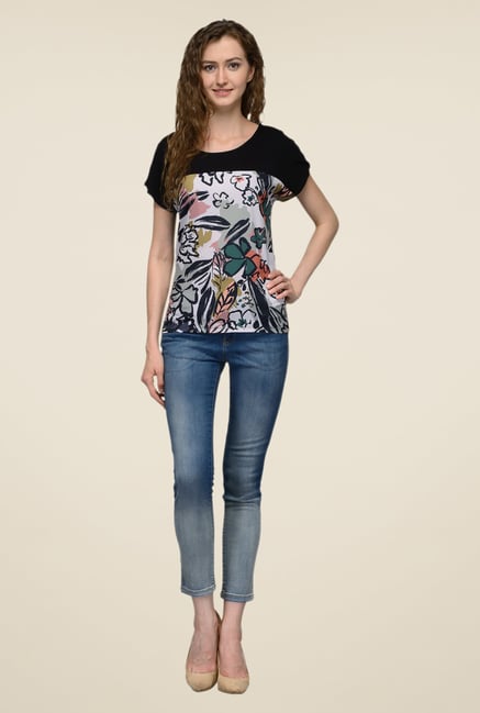 United Colors of Benetton Black Printed T-shirt United Colors of Benetton Black Printed T-shirt